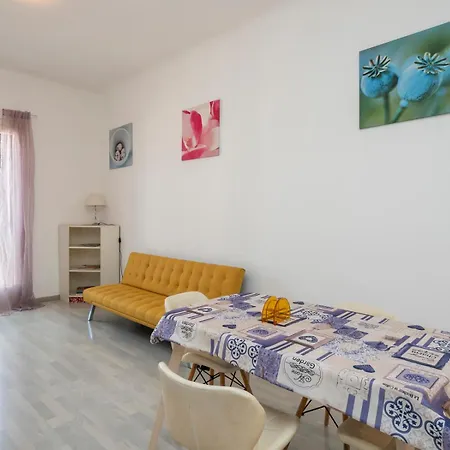 Homelovers Spacious Flat B Aires District Mm1 Mailand